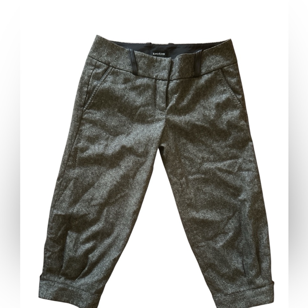Bebe knee length pants